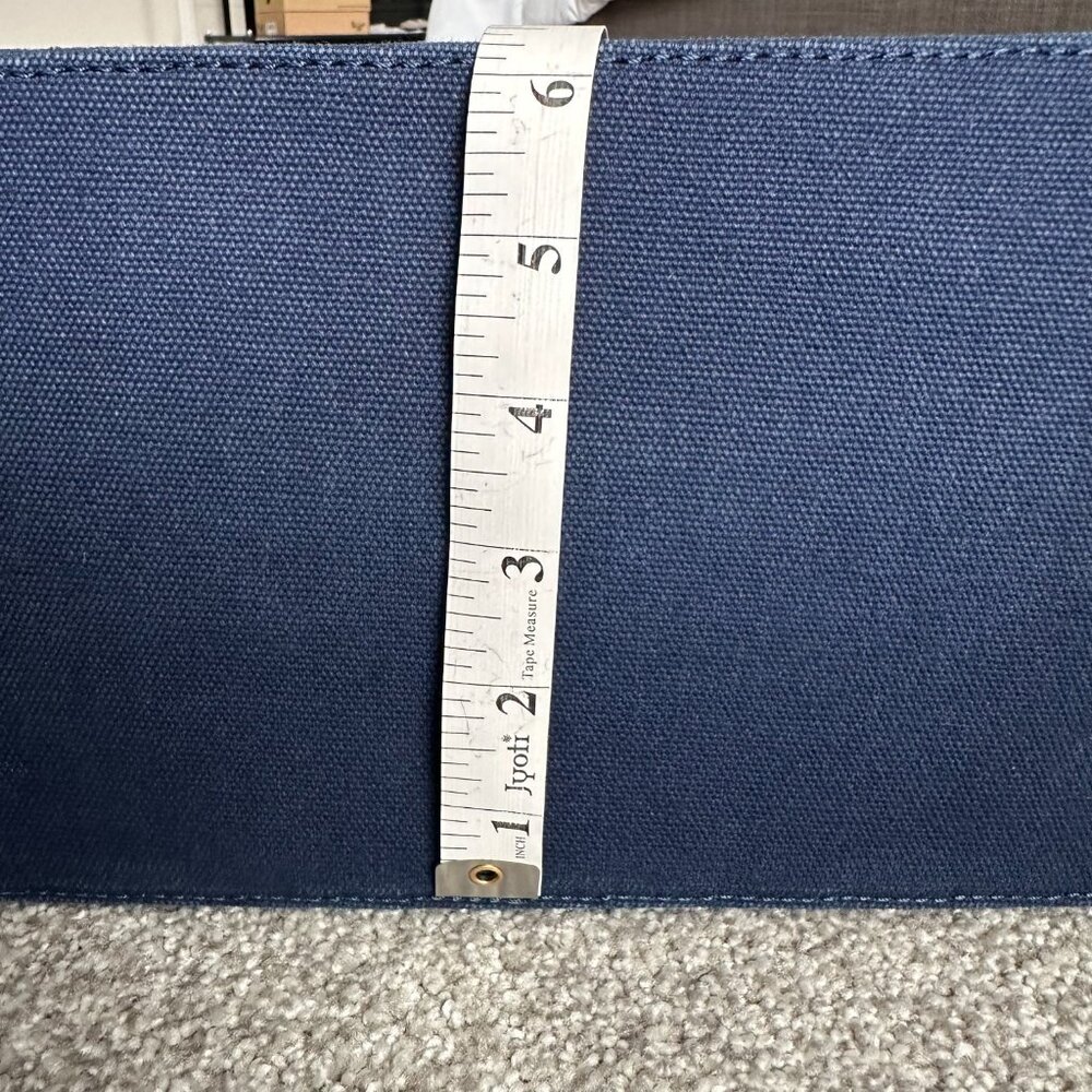 Vineyard Vines Cashmere Argyle Tote Bag - Picture 13 of 13